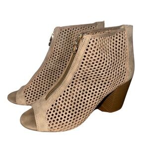Quips Heeled‎ Booties